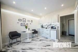 1-к квартира, посуточно, 52м2, 1/1 этаж