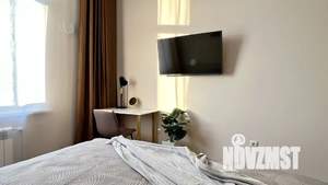 1-к квартира, посуточно, 38м2, 1/9 этаж