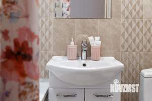 1-к квартира, посуточно, 42м2, 1/1 этаж