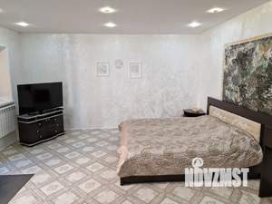 1-к квартира, посуточно, 64м2, 1/2 этаж