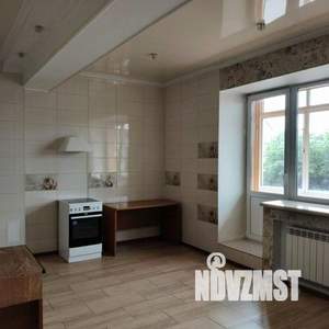 5-к квартира, на длительный срок, 177м2, 2/6 этаж