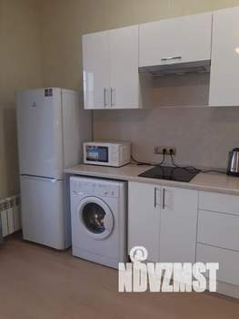 Студия квартира, посуточно, 36м2, 14/17 этаж