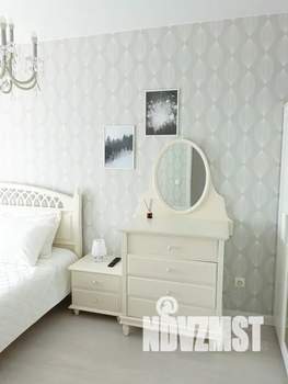 1-к квартира, посуточно, 38м2, 10/17 этаж