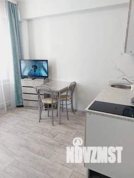 1-к квартира, посуточно, 36м2, 2/10 этаж