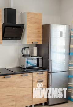 1-к квартира, посуточно, 64м2, 1/1 этаж