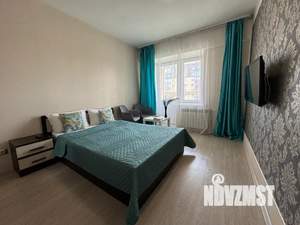 1-к квартира, посуточно, 42м2, 13/17 этаж