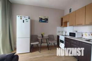 1-к квартира, посуточно, 34м2, 4/10 этаж