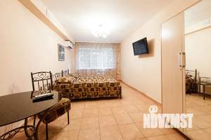 Студия квартира, посуточно, 24м2, 1/6 этаж
