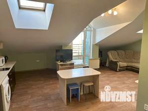 Студия квартира, посуточно, 42м2, 8/8 этаж