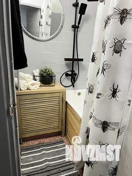 3-к квартира, посуточно, 57м2, 5/5 этаж