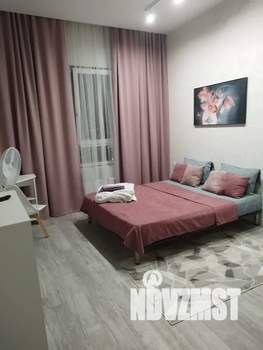 Студия квартира, посуточно, 23м2, 19/19 этаж