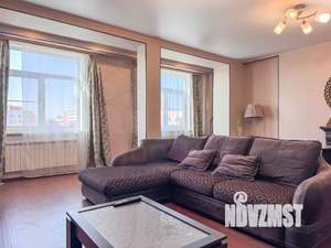 3-к квартира, на длительный срок, 110м2, 3/6 этаж