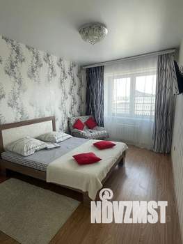 1-к квартира, посуточно, 47м2, 9/16 этаж