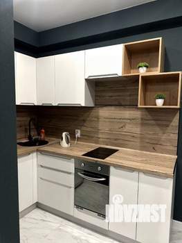 Студия квартира, посуточно, 32м2, 1/9 этаж