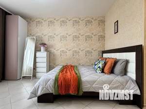 1-к квартира, посуточно, 35м2, 6/9 этаж