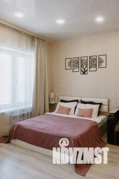 Студия квартира, посуточно, 35м2, 14/17 этаж