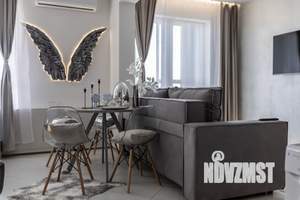 Студия квартира, посуточно, 40м2, 8/17 этаж