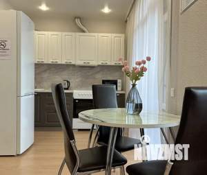 1-к квартира, посуточно, 45м2, 10/20 этаж