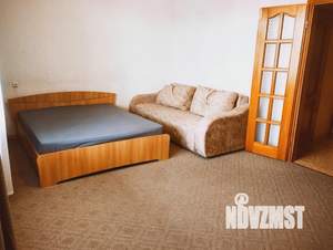 1-к квартира, посуточно, 52м2, 1/1 этаж