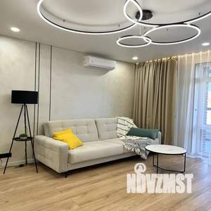 2-к квартира, посуточно, 51м2, 2/18 этаж