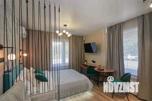 Студия квартира, посуточно, 36м2, 1/9 этаж