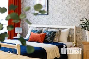 Студия квартира, посуточно, 40м2, 2/9 этаж