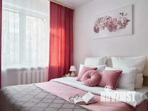 1-к квартира, посуточно, 40м2, 1/9 этаж