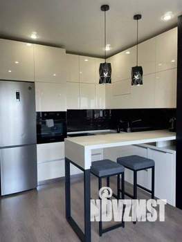 1-к квартира, посуточно, 54м2, 1/1 этаж