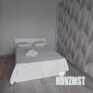 1-к квартира, посуточно, 33м2, 4/5 этаж