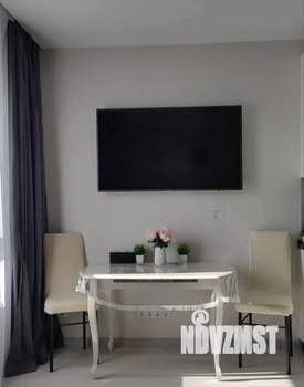 Студия квартира, посуточно, 30м2, 12/19 этаж