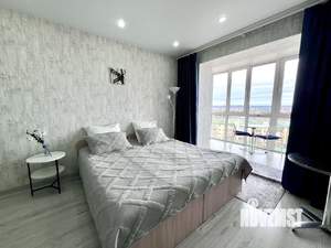 Студия квартира, посуточно, 35м2, 11/16 этаж