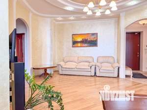 3-к квартира, на длительный срок, 96м2, 4/4 этаж
