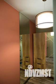 2-к квартира, посуточно, 37м2, 8/10 этаж