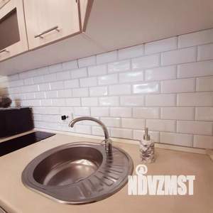 2-к квартира, посуточно, 35м2, 1/1 этаж