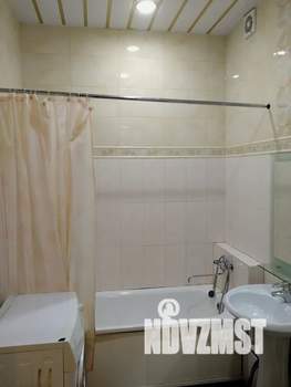 1-к квартира, посуточно, 42м2, 6/8 этаж