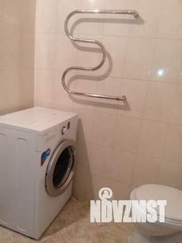 1-к квартира, посуточно, 42м2, 13/16 этаж