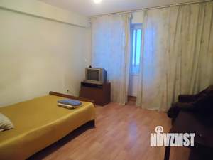 1-к квартира, посуточно, 40м2, 6/10 этаж