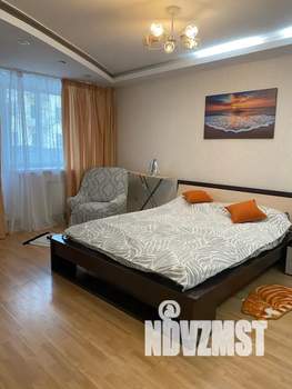 Студия квартира, посуточно, 35м2, 2/5 этаж