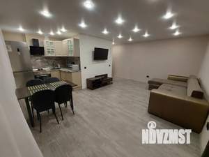 2-к квартира, посуточно, 52м2, 2/4 этаж