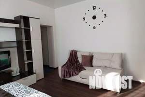 1-к квартира, посуточно, 37м2, 1/4 этаж