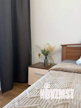 Студия квартира, посуточно, 40м2, 4/9 этаж