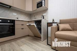 Студия квартира, посуточно, 40м2, 8/9 этаж