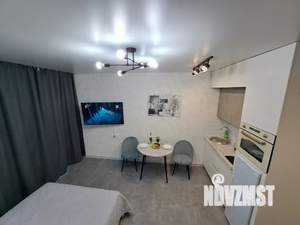 Студия квартира, посуточно, 31м2, 10/18 этаж