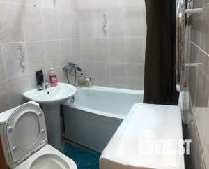 1-к квартира, посуточно, 32м2, 4/4 этаж