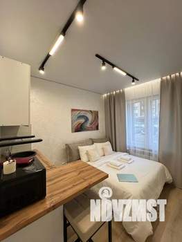 Студия квартира, посуточно, 14м2, 1/9 этаж