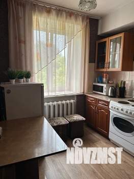 1-к квартира, посуточно, 32м2, 4/4 этаж