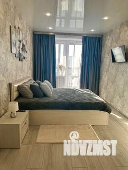 1-к квартира, посуточно, 43м2, 8/15 этаж