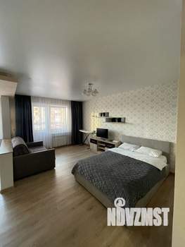 Студия квартира, посуточно, 43м2, 5/16 этаж