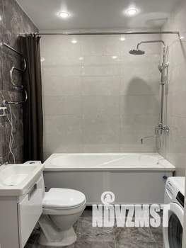 2-к квартира, посуточно, 40м2, 4/15 этаж