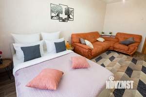 2-к квартира, посуточно, 60м2, 1/1 этаж